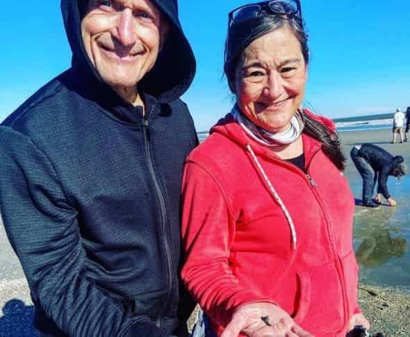 Steve Maxwell and his estranged wife, Deborah Christine Maxwell. Do they share any children?